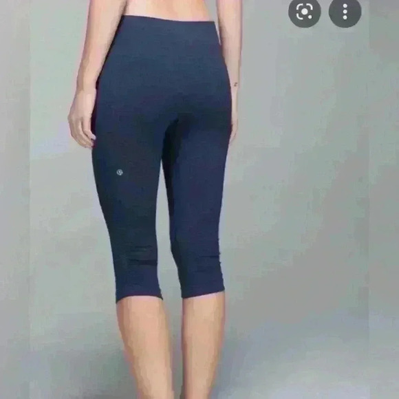 lululemon athletica Pants - Lululemon in the Flow crop size 4